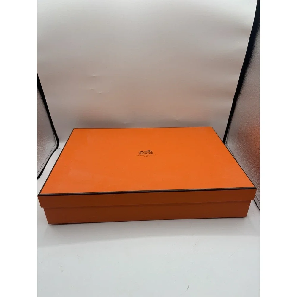 Hermes Empty Orange Box Tissue Paper Leather Booklet 17